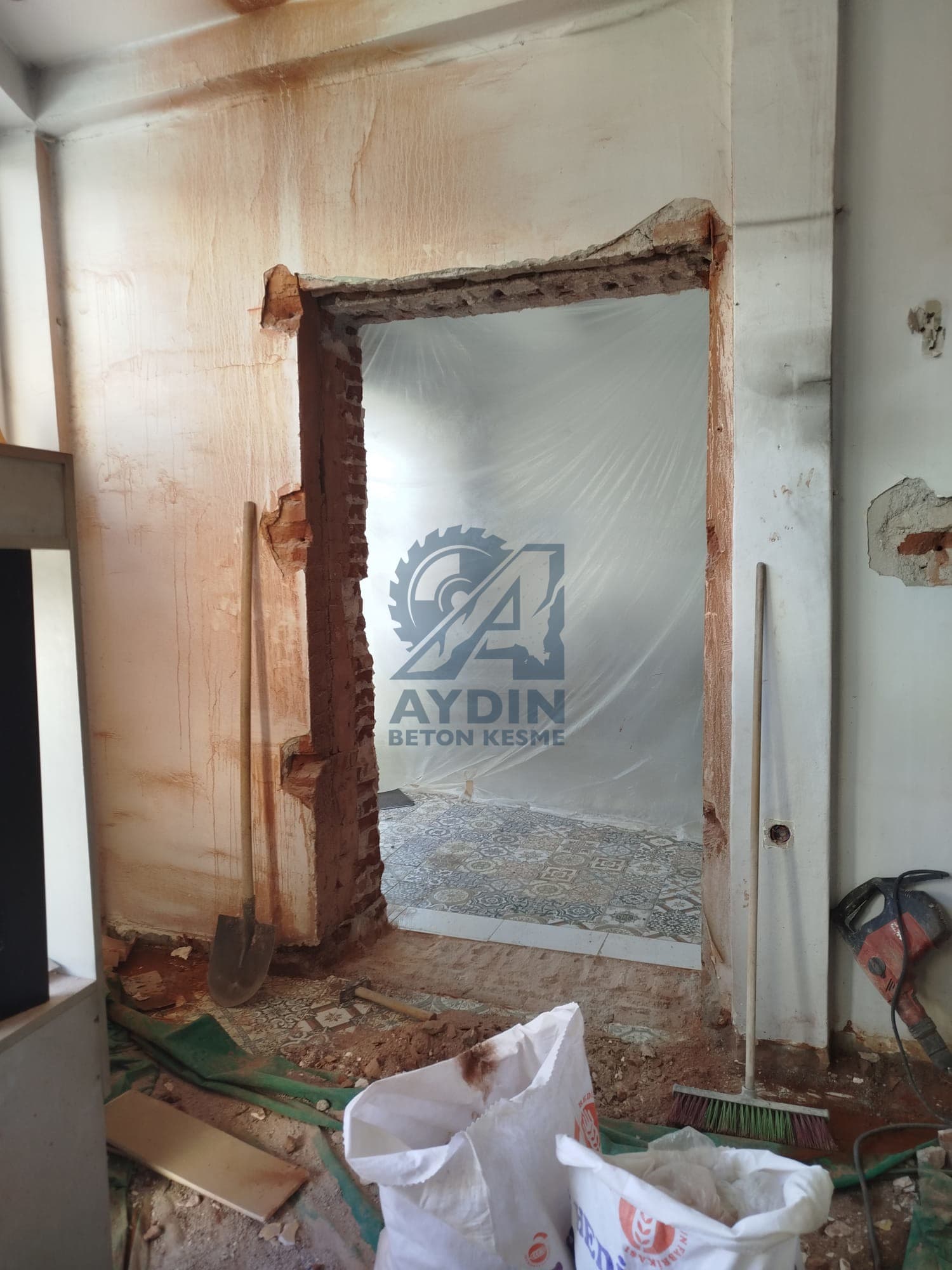 Aydın Kuyucak - Duvar Aşınma Kesimi